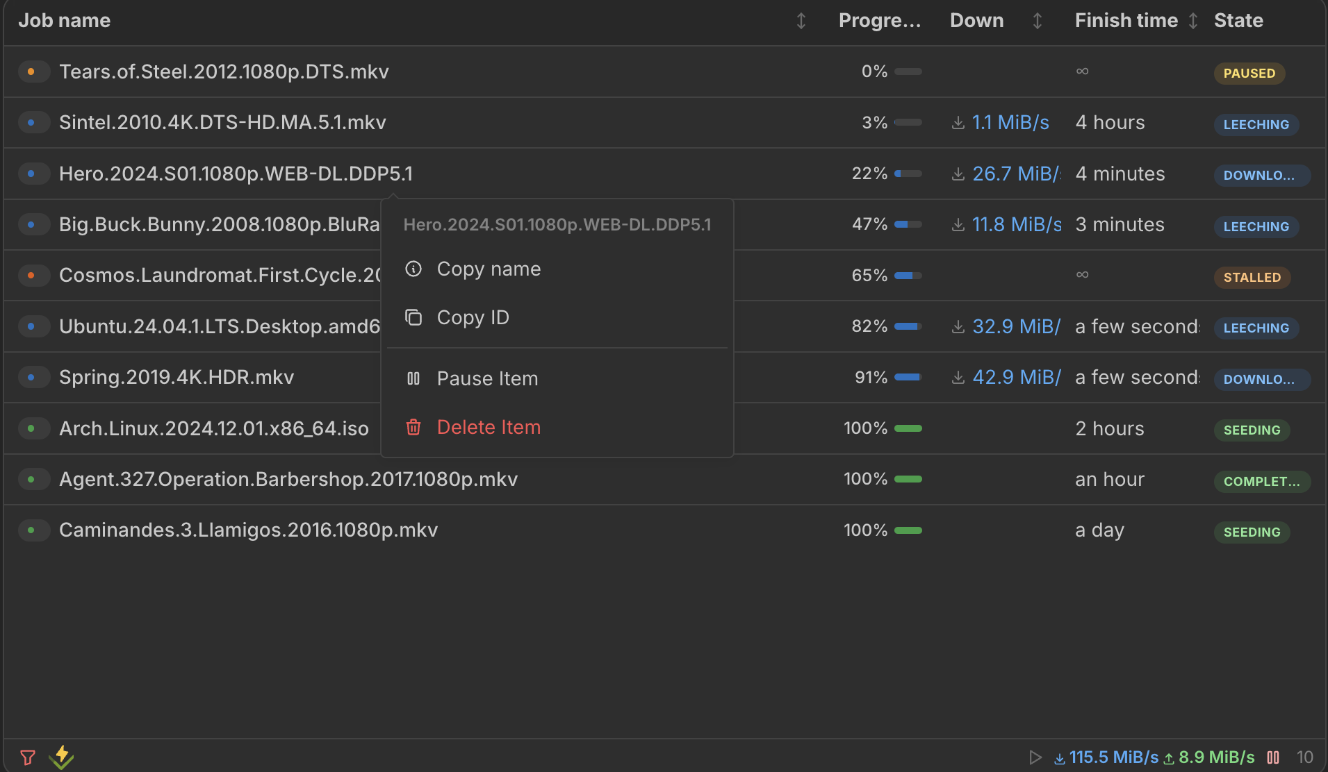 Downloads widget context menu with pause, delete, and copy actions
